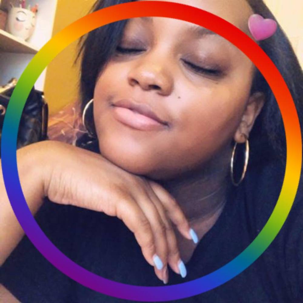 Meet your Posher, Brandi